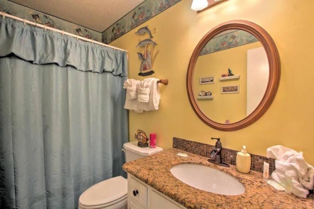 Cheerful 1-Bedroom Townhouse With Spacious Loft パナマシティービーチ エクステリア 写真