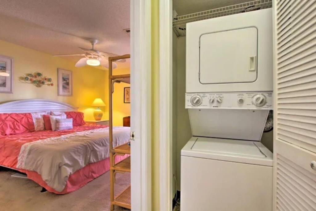 Cheerful 1-Bedroom Townhouse With Spacious Loft パナマシティービーチ エクステリア 写真